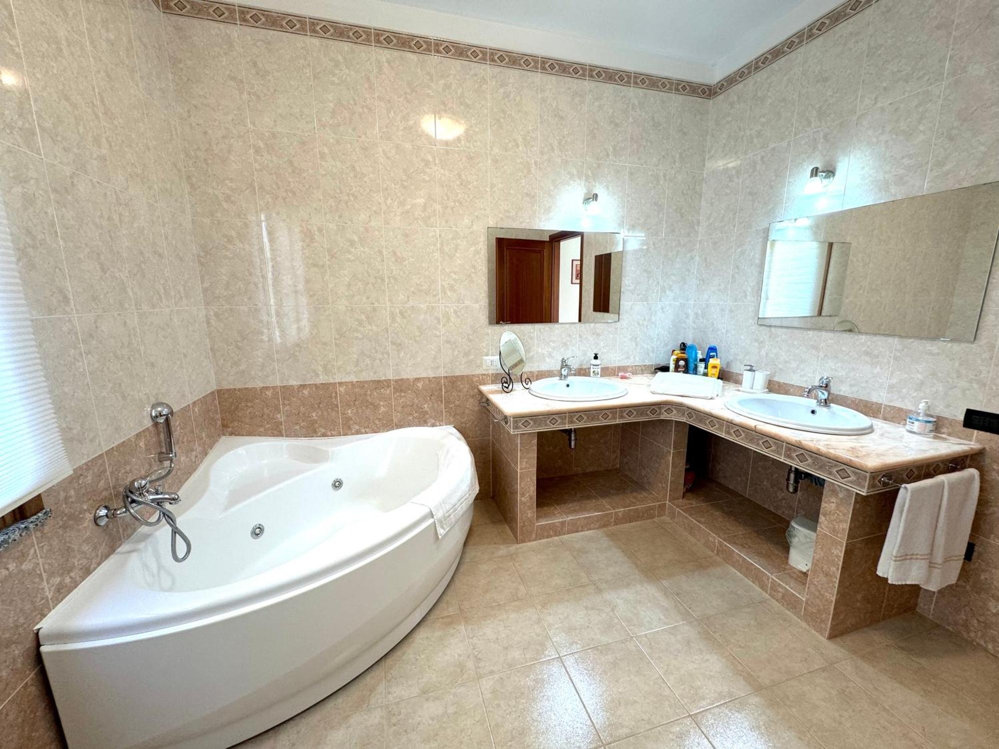 Rosa'S House - Zona Ospedaliera Daire Cagliari Dış mekan fotoğraf